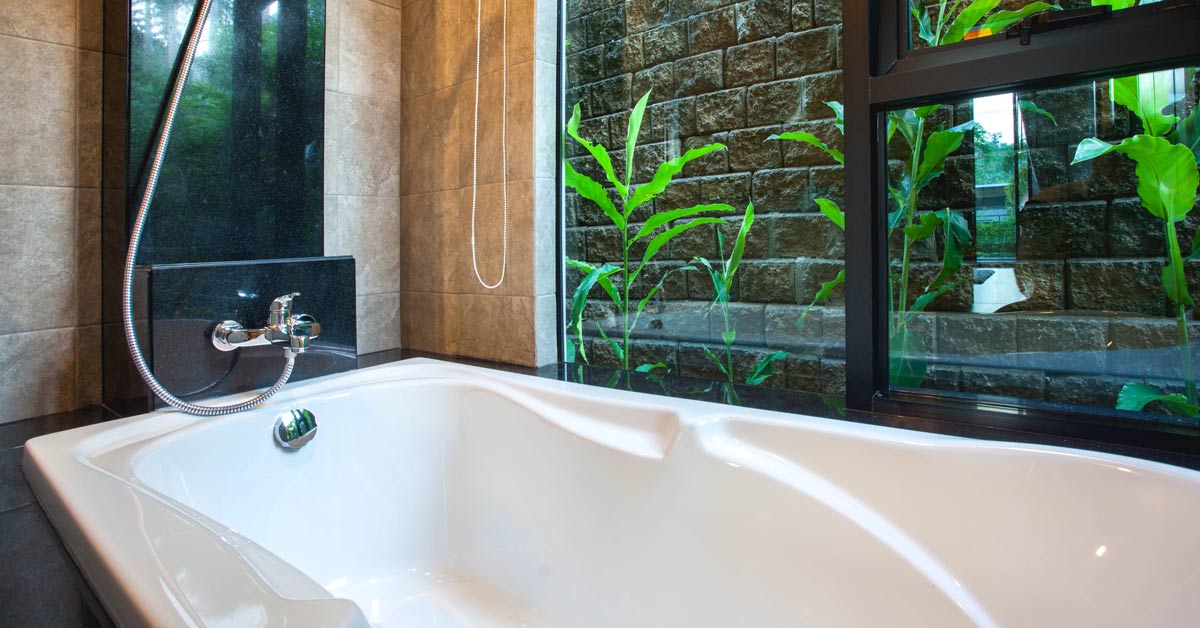 10 Ways to Create a Relaxing Bathroom Oasis